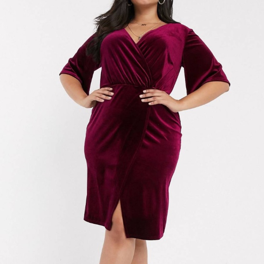 Gorgeous burgundy velvet dress